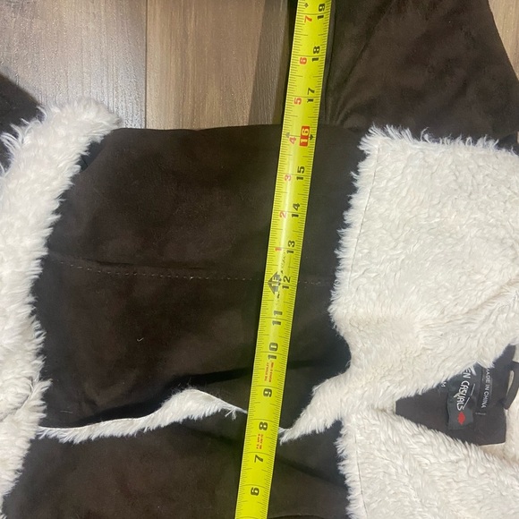 Vintage Brown and Cream Sherpa Coat - Picture 3 of 3